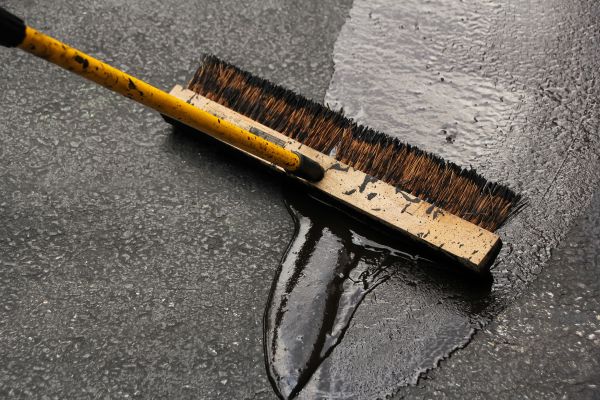 Asphalt Driveway Sealing in Temecula